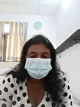 Xbees CT online show from May 2026 04:42:02 AM