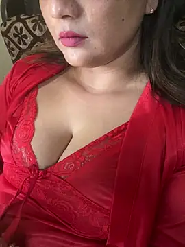 Snapshot of Isha_999 chatting on May 2026 09:03:02 AM Isha 999 online show from May 2026 09:03:02 AM