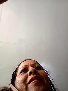 Snapshot of katialatimaecha chatting on May 2026 06:25:01 PM katialatimaecha online show from May 2026 06:25:01 PM
