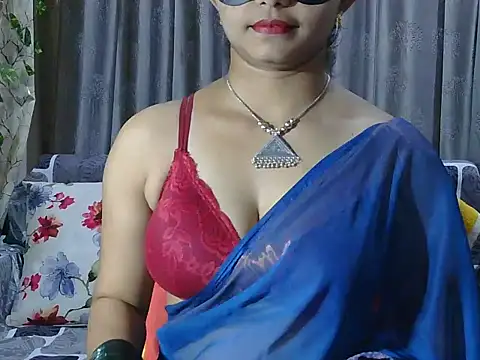 Snapshot of Butterflyy9 chatting on June 2026 04:50:01 PM Butterflyy9 online show from June 2026 04:50:01 PM