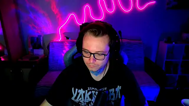 Snapshot of MeLanXolik chatting on June 2026 07:41:02 PM MeLanXolik online show from June 2026 07:41:02 PM