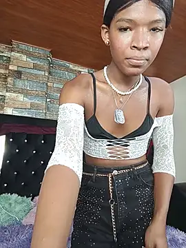 Snapshot of Liss_Love1 chatting on June 2026 09:13:02 PM Liss Love1 online show from June 2026 09:13:02 PM