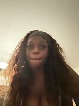 BlaqueBarbee online show from May 2026 02:22:02 AM
