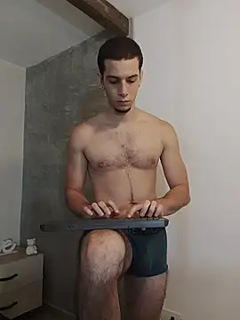 isaacblaze  online show from June 2026 05:12:01 AM