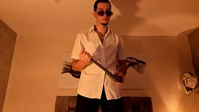 isaacblaze  online show from May 2026 03:59:02 AM
