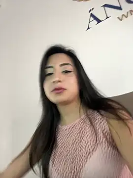 Tabatha 11 online show from May 2026 07:12:01 PM