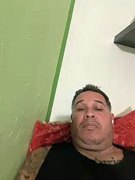 eduardba82 online show from May 2026 08:50:02 PM