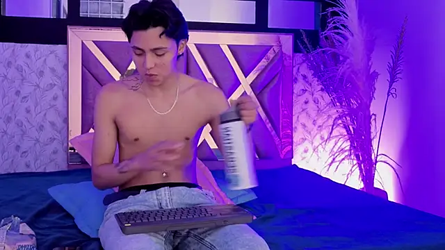 tian sex online show from June 2026 04:50:02 AM