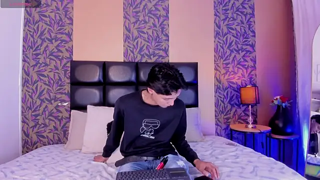 tian sex online show from June 2026 10:40:02 PM