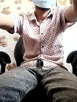 BlackkCrab online show from May 2026 07:40:02 AM