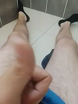 Zepek83 online show from June 2026 05:18:02 PM