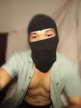 Explooreex online show from May 2026 05:55:01 PM