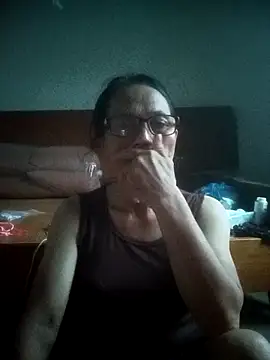 Vieekee online show from June 2026 10:43:01 AM