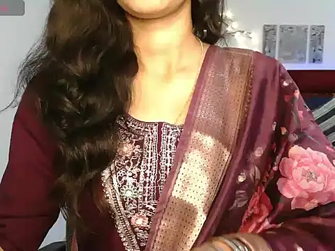 Snapshot of Moksha_ chatting on May 2026 02:17:01 AM Moksha online show from May 2026 02:17:01 AM