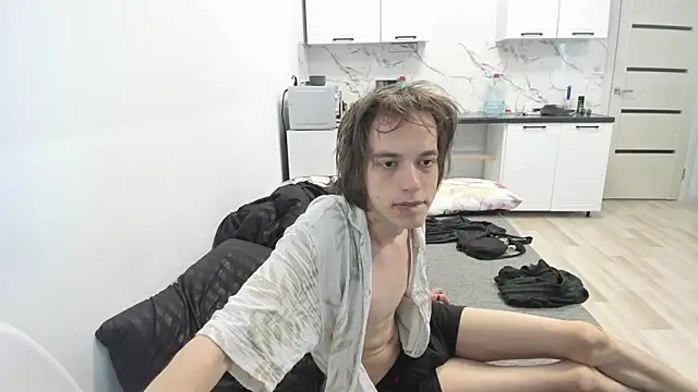 Nolan Sagee online show from July 2026 10:21:01 AM