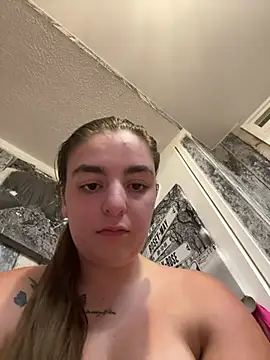 LexiXXoo online show from June 2026 10:10:02 PM
