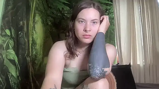mo0ngoddess online show from October 2025 01:04:02 AM