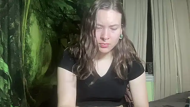 mo0ngoddess online show from February 2026 03:45:02 AM