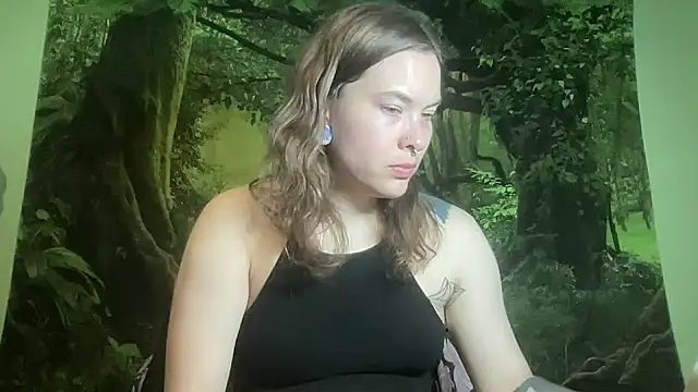 mo0ngoddess online show from March 2026 03:18:01 AM