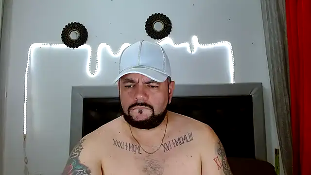 Snapshot of perverseveteranmanxxx chatting on September 2025 02:29:02 AM perverseveteranmanxxx online show from September 2025 02:29:02 AM