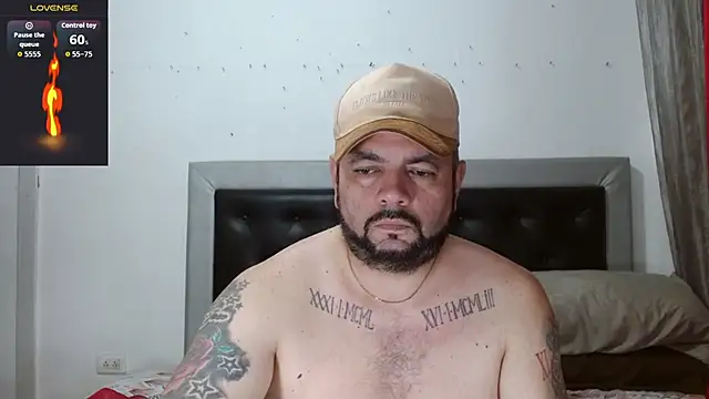 Snapshot of perverseveteranmanxxx chatting on February 2026 03:39:01 AM perverseveteranmanxxx online show from February 2026 03:39:01 AM