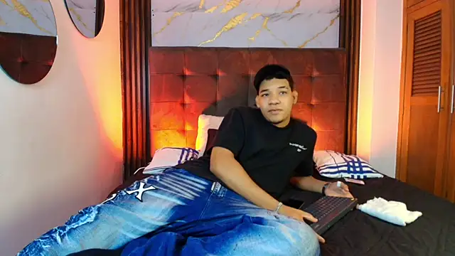 bick jhonn online show from May 2026 07:31:01 PM