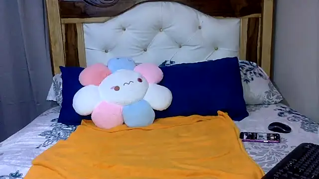 creamyamber online show from February 2026 01:14:02 AM