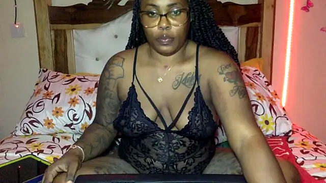 creamyamber online show from April 2026 01:40:01 AM