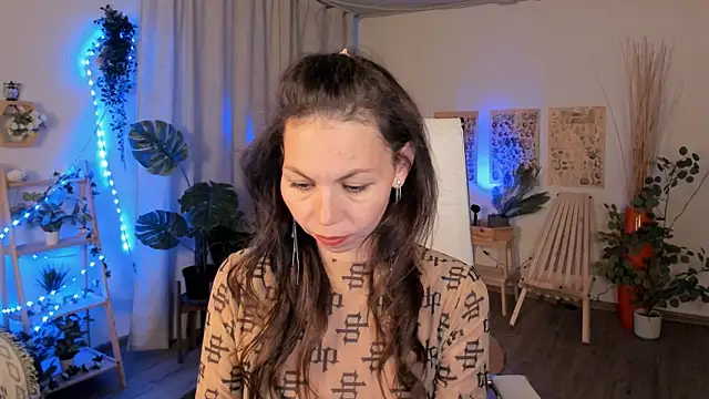 TrasyMorris online show from May 2026 02:45:01 PM