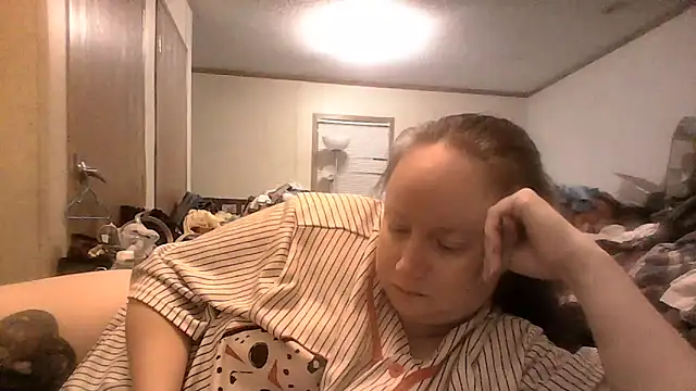 KittyKat40 online show from June 2026 09:27:01 AM