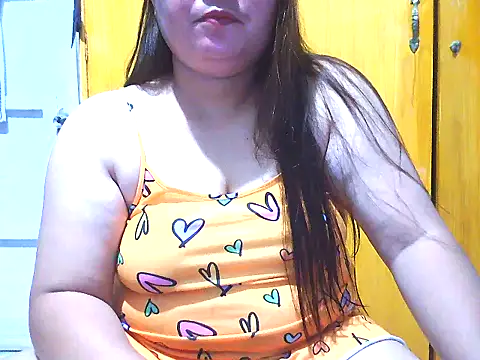 xsweetlover69x online show from June 2026 01:56:02 PM