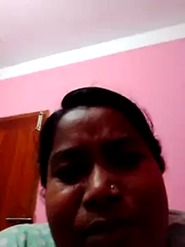 Snapshot of Mona_Vabi chatting on July 2026 04:47:01 PM Mona Vabi online show from July 2026 04:47:01 PM