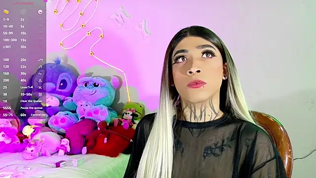 violeta E  online show from June 2026 07:15:02 PM