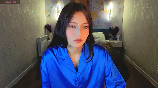Tracey Gill online show from May 2026 09:09:01 AM