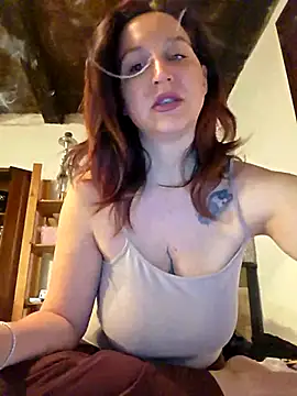 Nicolevellori online show from May 2026 05:05:02 AM