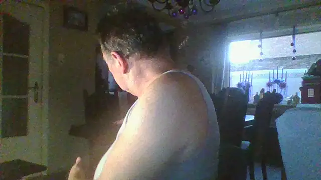 Snapshot of edje59a chatting on December 2024 07:28:02 AM edje59a online show from December 2024 07:28:02 AM
