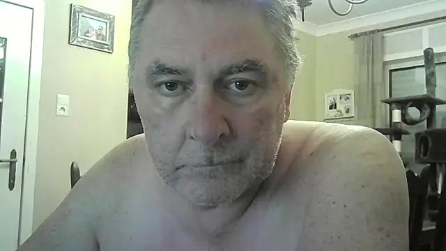 Snapshot of edje59a chatting on November 2025 07:07:01 AM edje59a online show from November 2025 07:07:01 AM