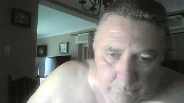 Snapshot of edje59a chatting on November 2025 07:56:02 AM edje59a online show from November 2025 07:56:02 AM