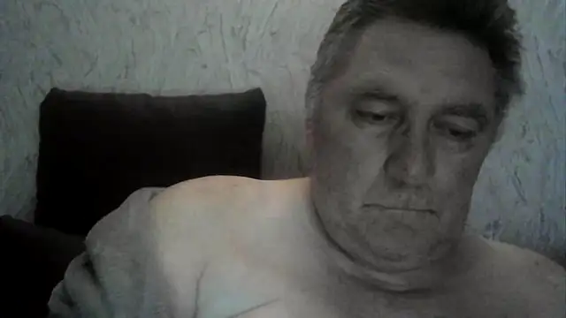 Snapshot of edje59a chatting on February 2026 02:22:01 AM edje59a online show from February 2026 02:22:01 AM