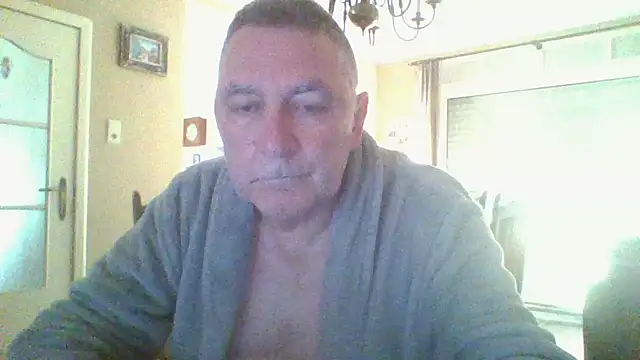Snapshot of edje59a chatting on March 2025 07:08:02 AM edje59a online show from March 2025 07:08:02 AM