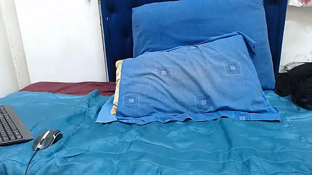 BUNNYBOOBS30 online show from June 2026 11:21:02 PM