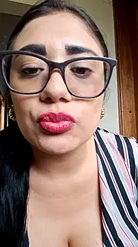 Amina--789 online show from June 2026 07:36:01 PM