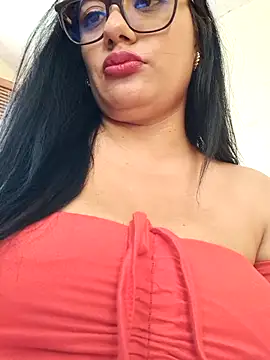 Amina--789 online show from June 2026 04:52:01 PM