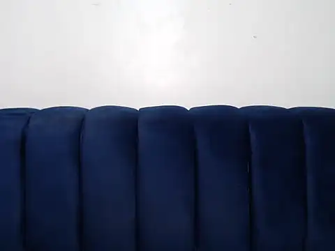 Youngling05 online show from June 2026 01:22:02 PM