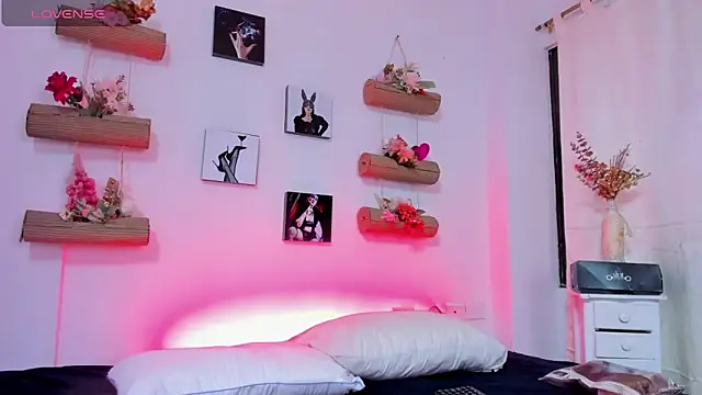 KyleDoom  online show from June 2026 12:50:02 PM