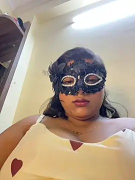 Snapshot of Kitttooo chatting on July 2026 11:35:02 PM Kitttooo online show from July 2026 11:35:02 PM