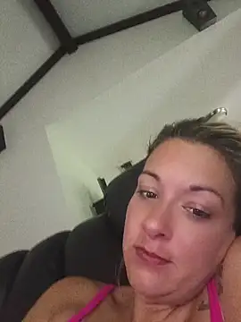 missbellastar online show from May 2026 09:21:02 PM