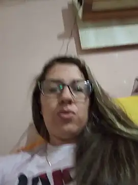 Snapshot of sweet_tifani chatting on May 2026 09:37:02 PM sweet tifani online show from May 2026 09:37:02 PM