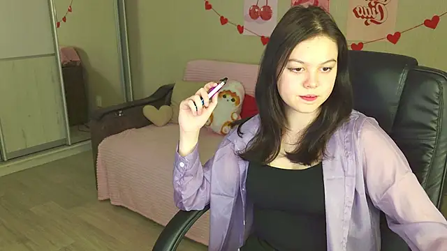 DelarySong online show from May 2026 06:15:02 PM