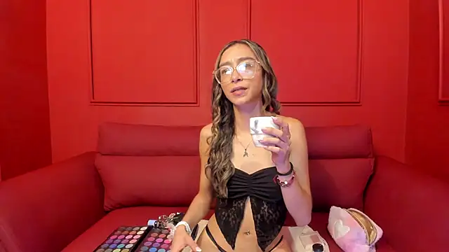 HannaCarttier  online show from May 2026 12:22:02 PM